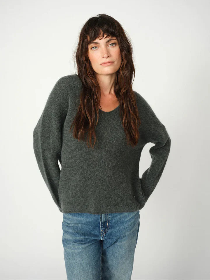 V-Neck Knit - Urban Chic