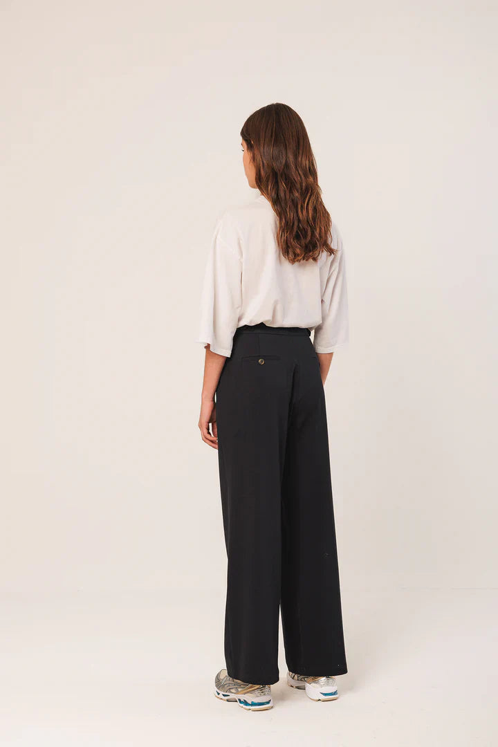 Paty Straight Trouser - Navy